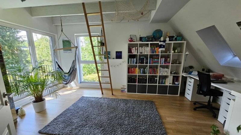 Noch ein Zimmer über zwei Ebenen